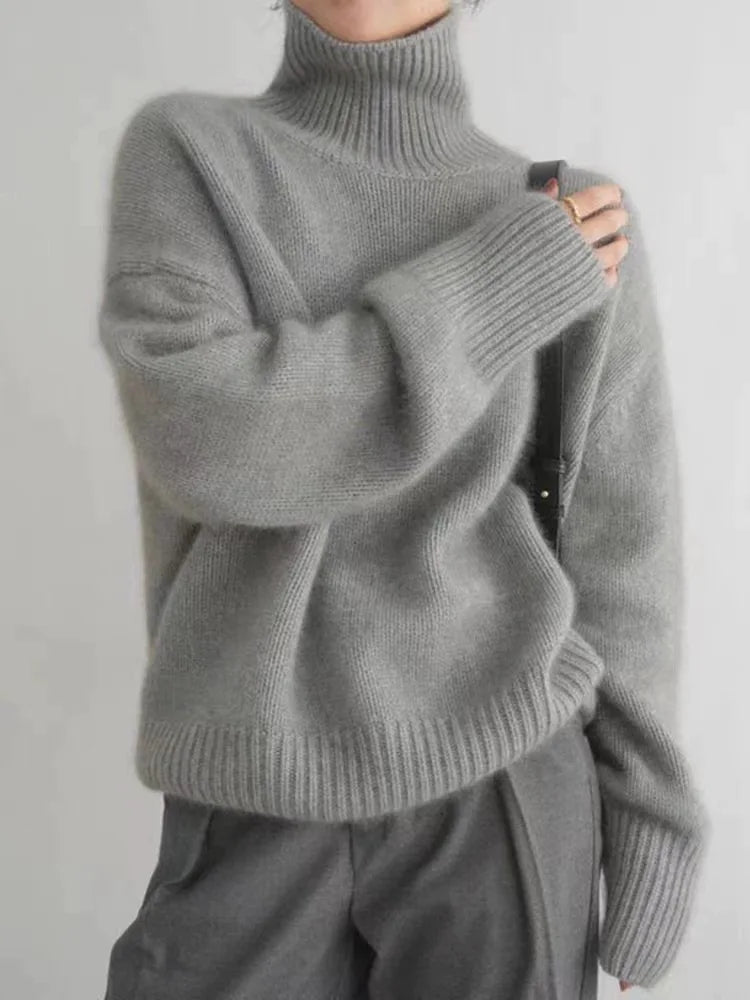 Amaya | Modern Turtleneck Sweater